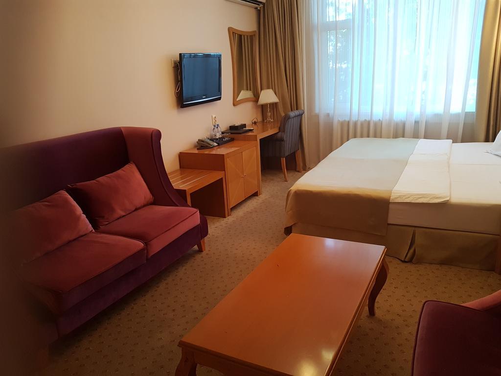Hotel Prestige