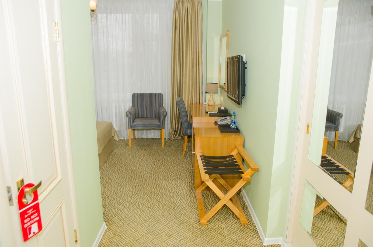 Prestige Hotel